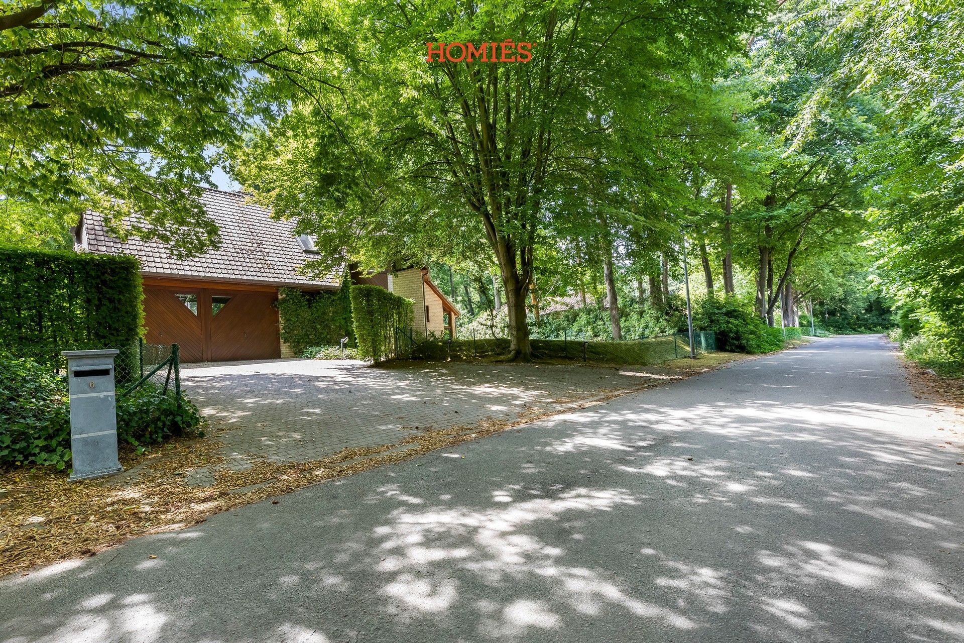 Instapklare villa op een ruim perceel foto 22