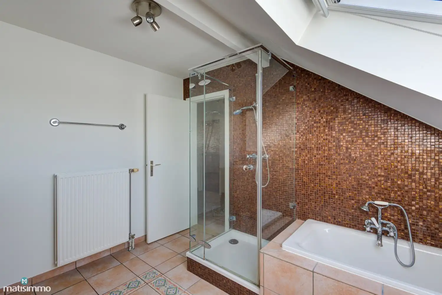 RUSTIG GELEGEN EENGEZINSWONING MET 3 SLAAPKAMERS, RUIME TUIN EN GARAGE TE VLIERMAAL foto 21