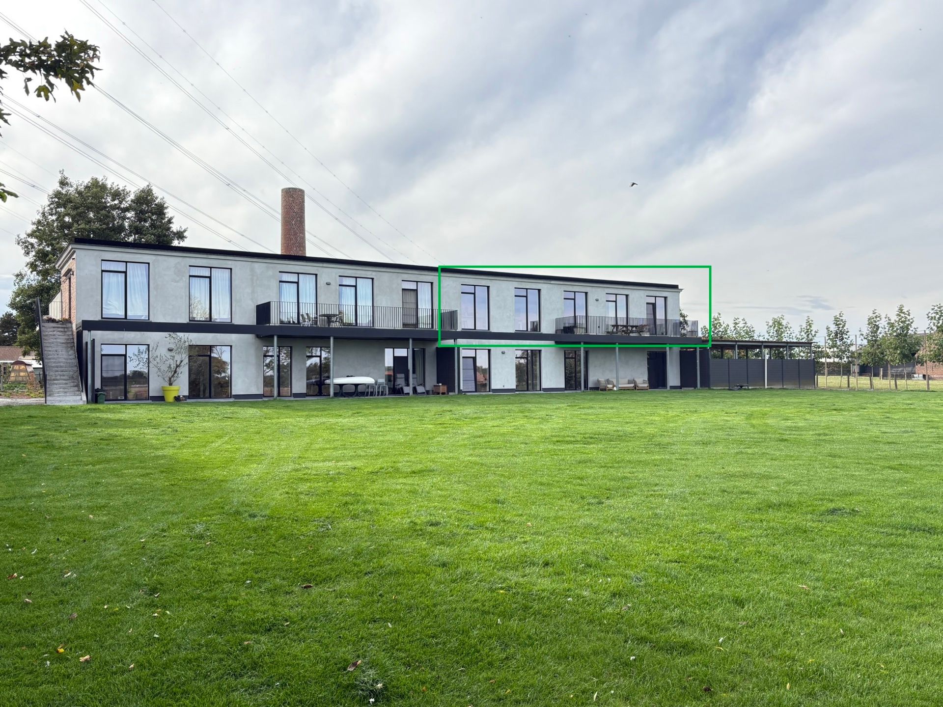 Prachtig en ruim appartement met uitzicht op Leiearm foto 13
