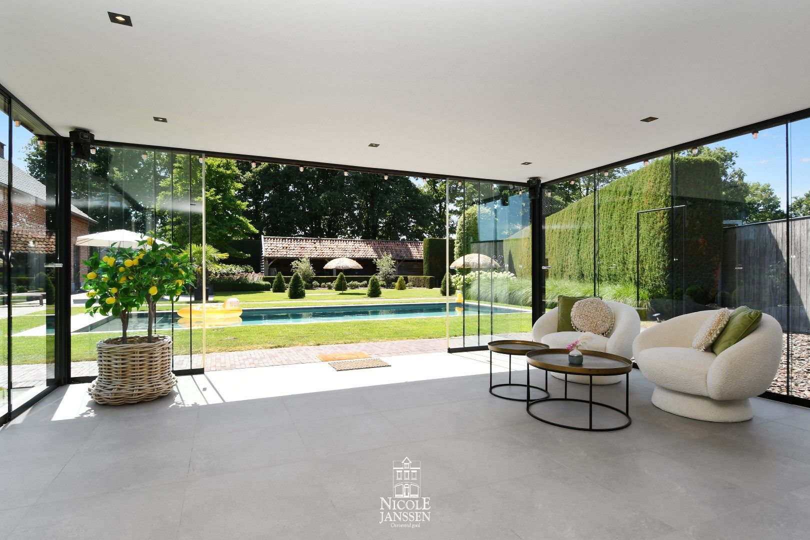 Gerenoveerde hoevewoning foto 26