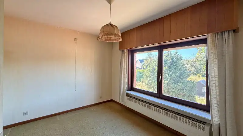 Woning van ±185m² op 4 are 60 ca in half-open-bebouwing foto 12