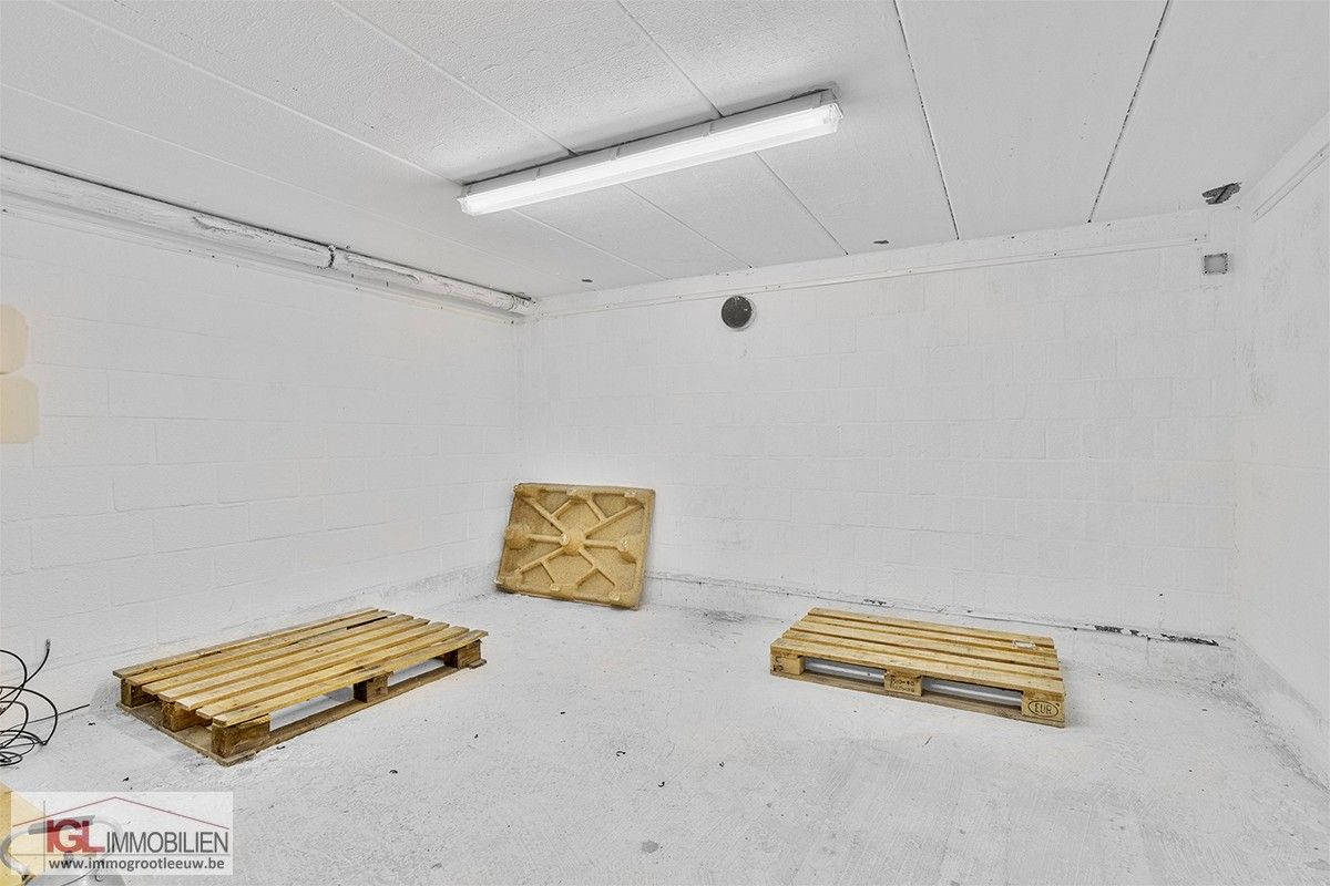 Charmante driegevelwoning met zonnige tuin & garage in het centrum van Lennik foto 17