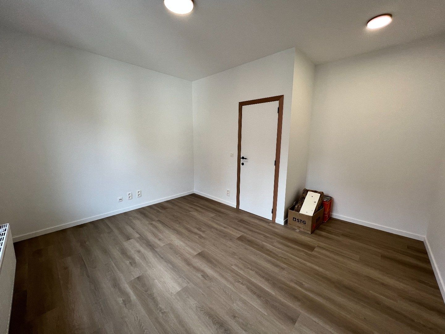 WONING MET 2 SLAAPKAMERS EN TERRAS IN CENTRUM foto 8