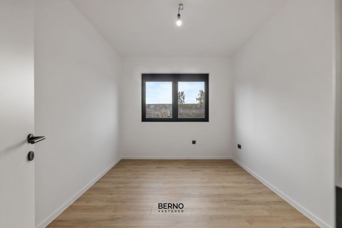 Nieuwbouwwoning met zuidwestgerichte tuin foto 13