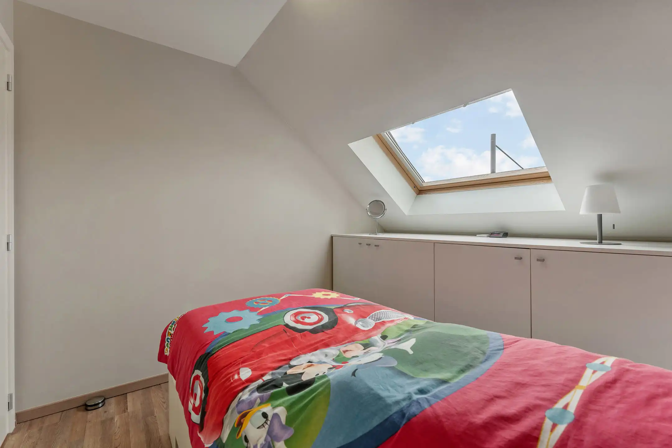 Perfect onderhouden duplex in het hart van Riemst foto 17