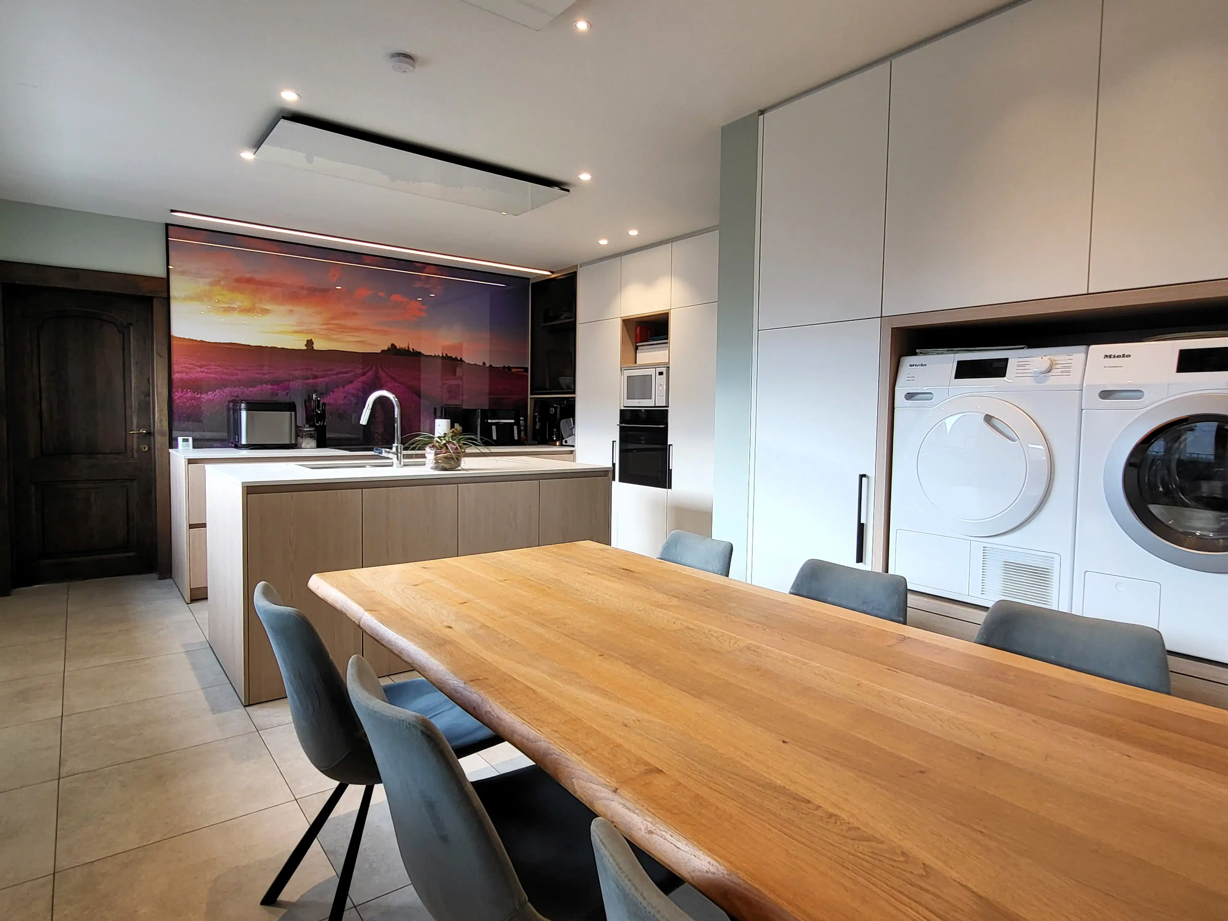 Dit uitzonderlijk ruim en energiezuinig landhuis op 4.149 m² combineert comfort, volume en een instapklare afwerking met tal van mogelijkheden. Topper! foto 11