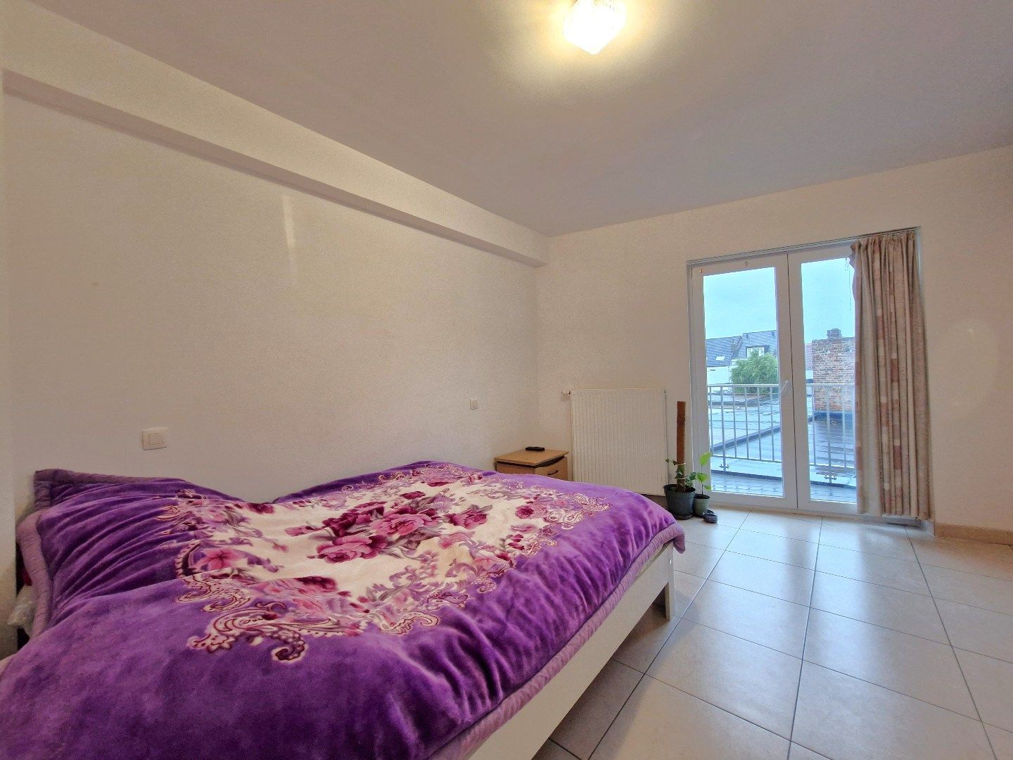 Ruim drieslaapkamerappartement met zonnig terras nabij de zeedijk van Heist. foto 6