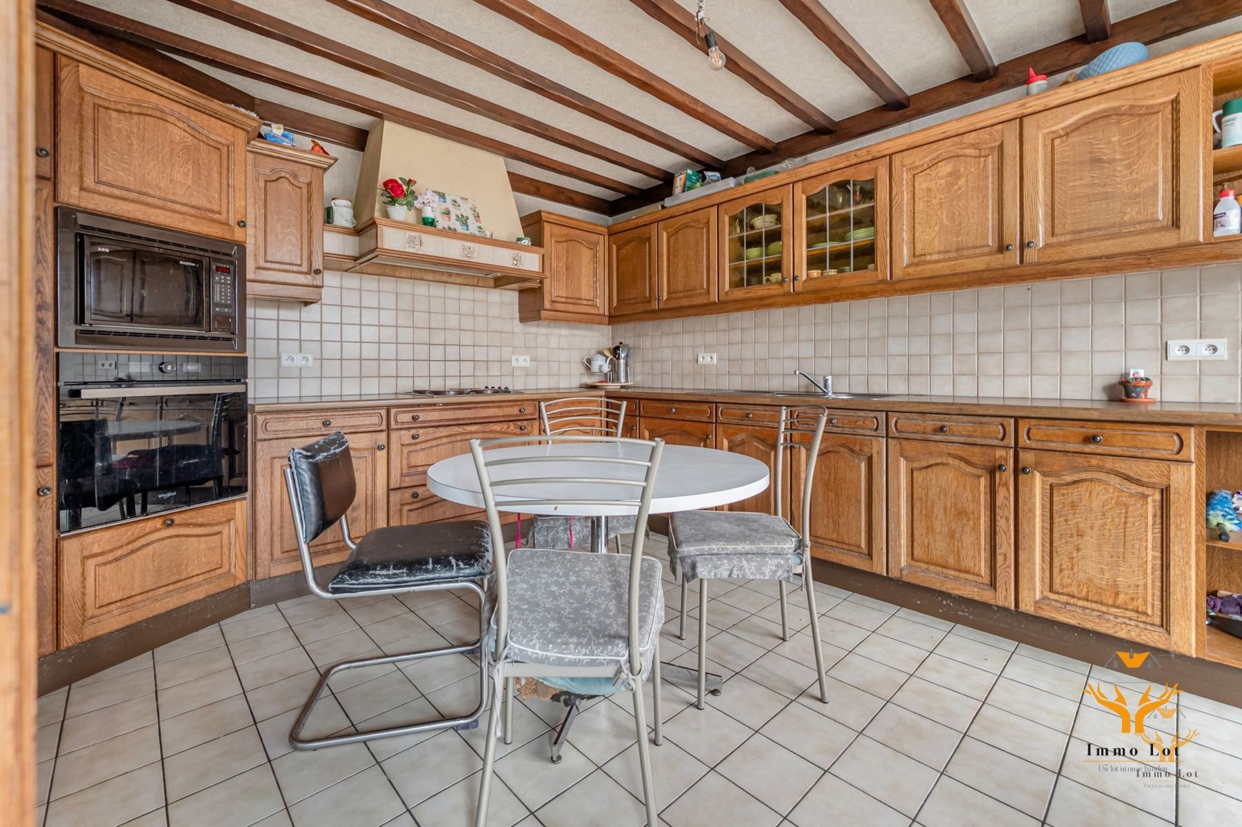 Ruime vrijstaande woning met 5 slaapkamers foto 7