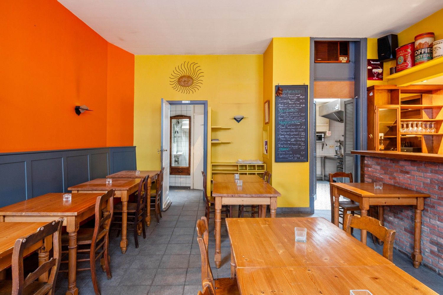 Handelshuis met restaurant en woning in centrum Antwerpen! foto 18