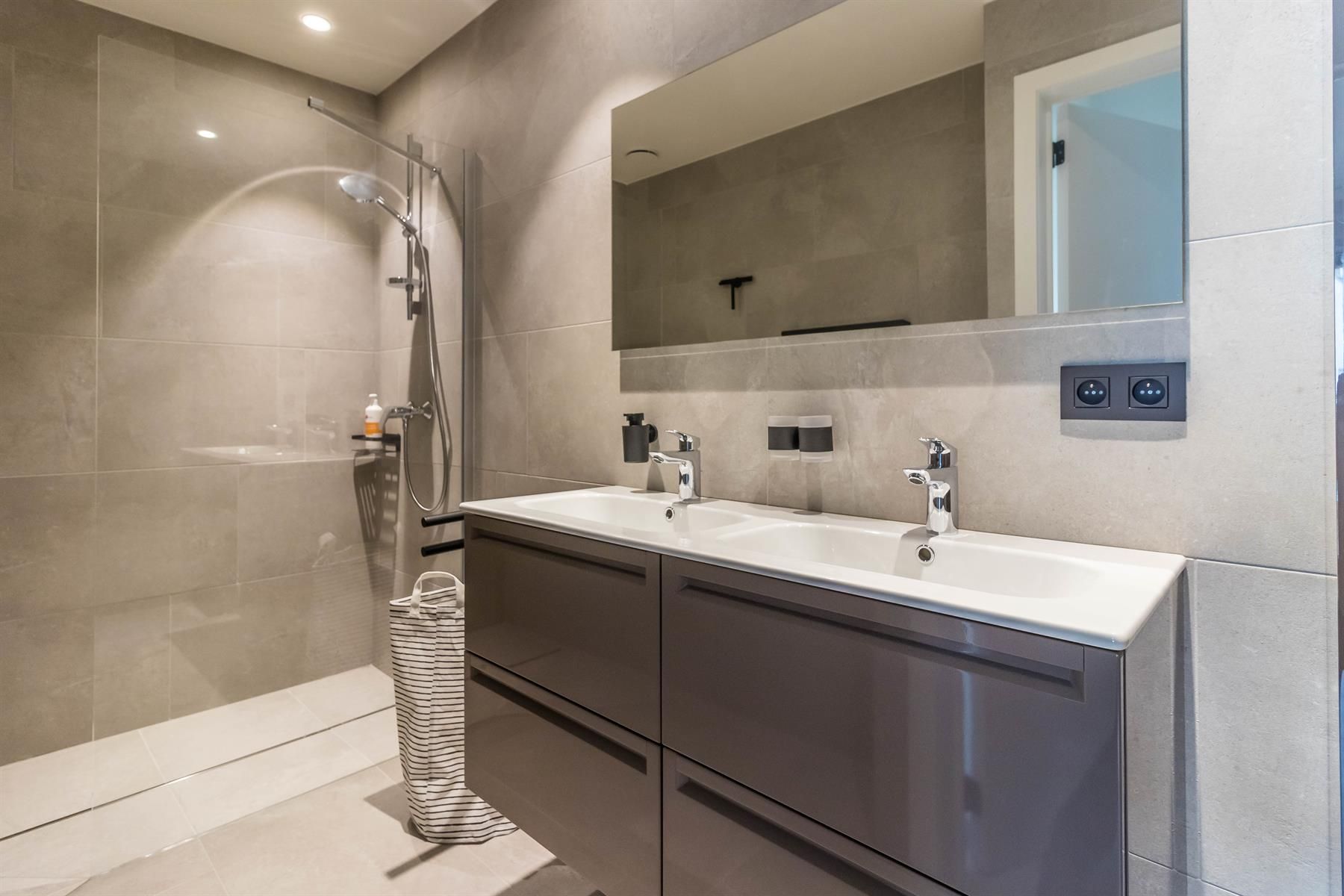 Appartement te huur foto 7