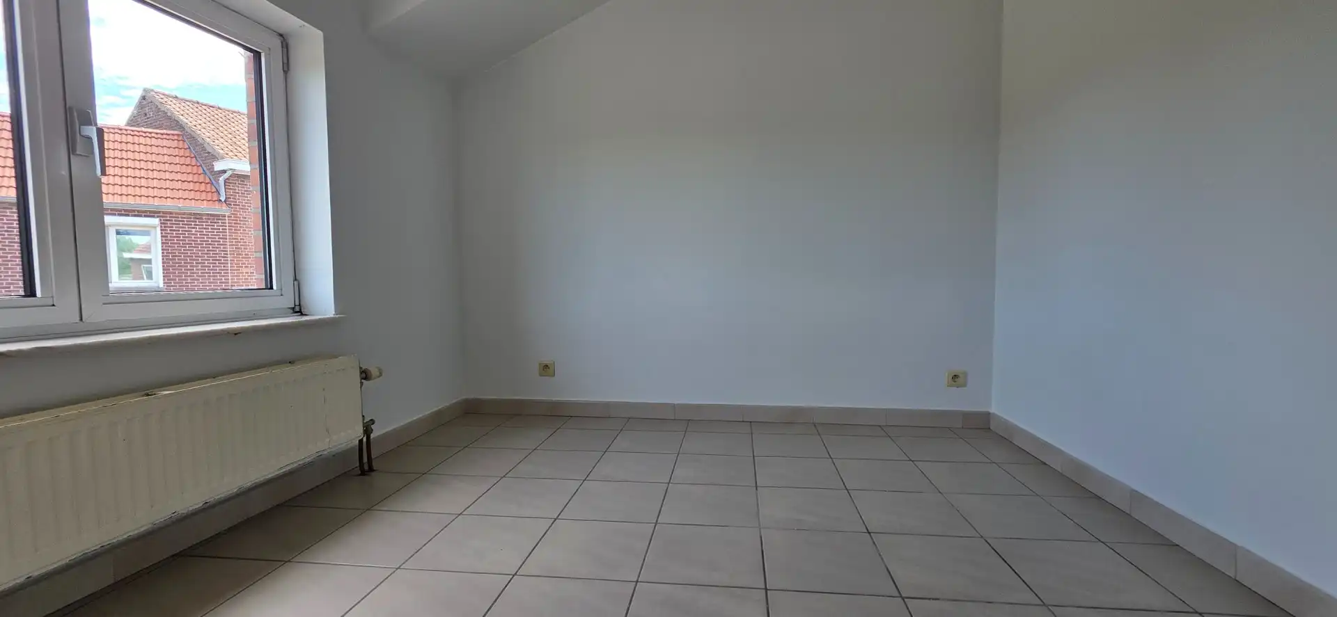 Renovatiewoning met veel potentieel foto 12