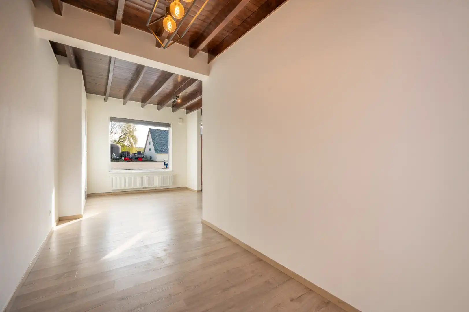 Charmant huisje in Lissewege  foto {{pictureIndex}}