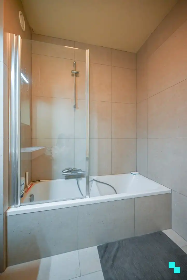 Tweeslaapkamerappartement in centrum Izegem foto 18