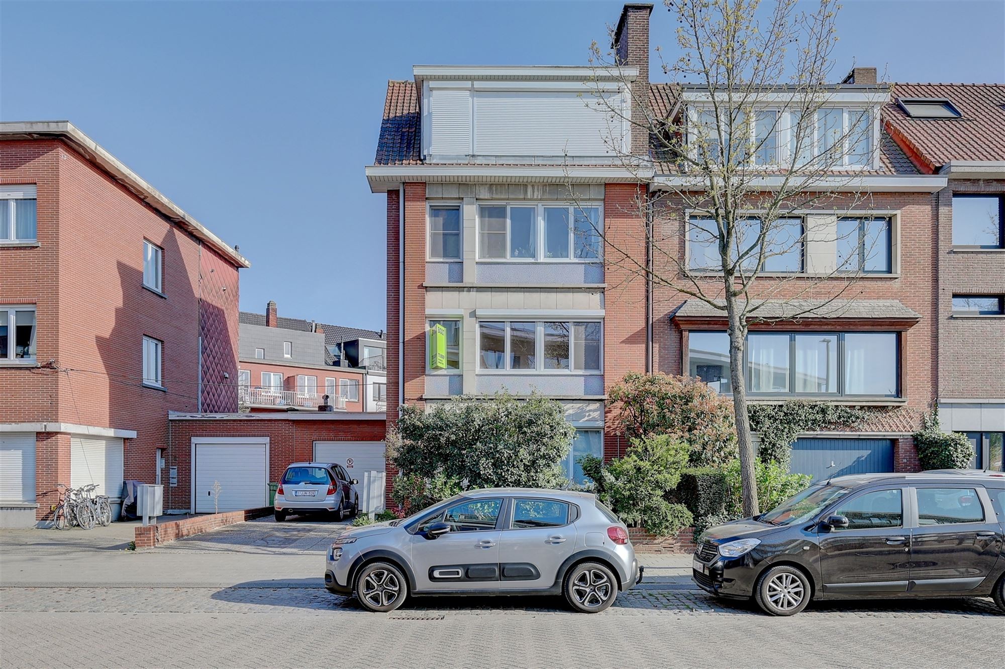 Lichtrijk appartement in het centrum van Wilrijk foto 16