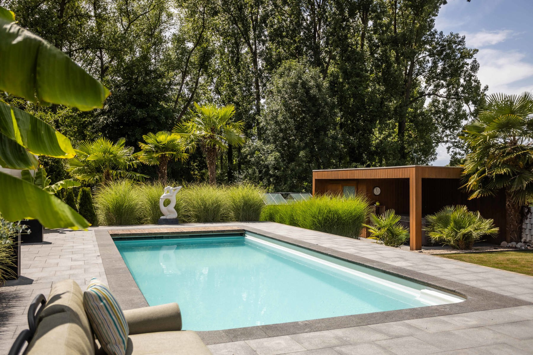 Instapklare woning 4 slpks met zwembad en poolhouse foto 24