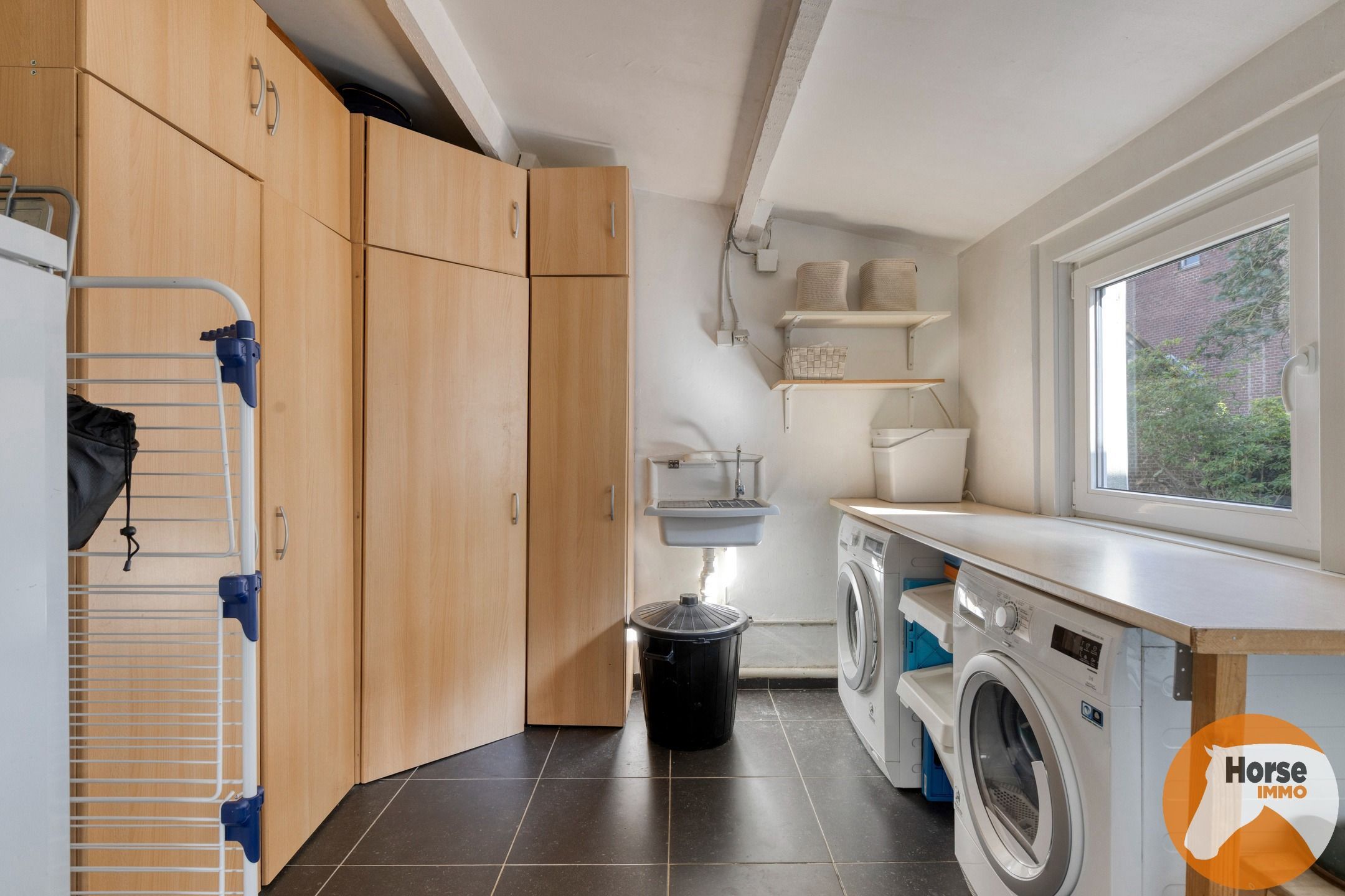 BURST - Instapklare woning met bijgebouw en ruime tuin/weide foto 19