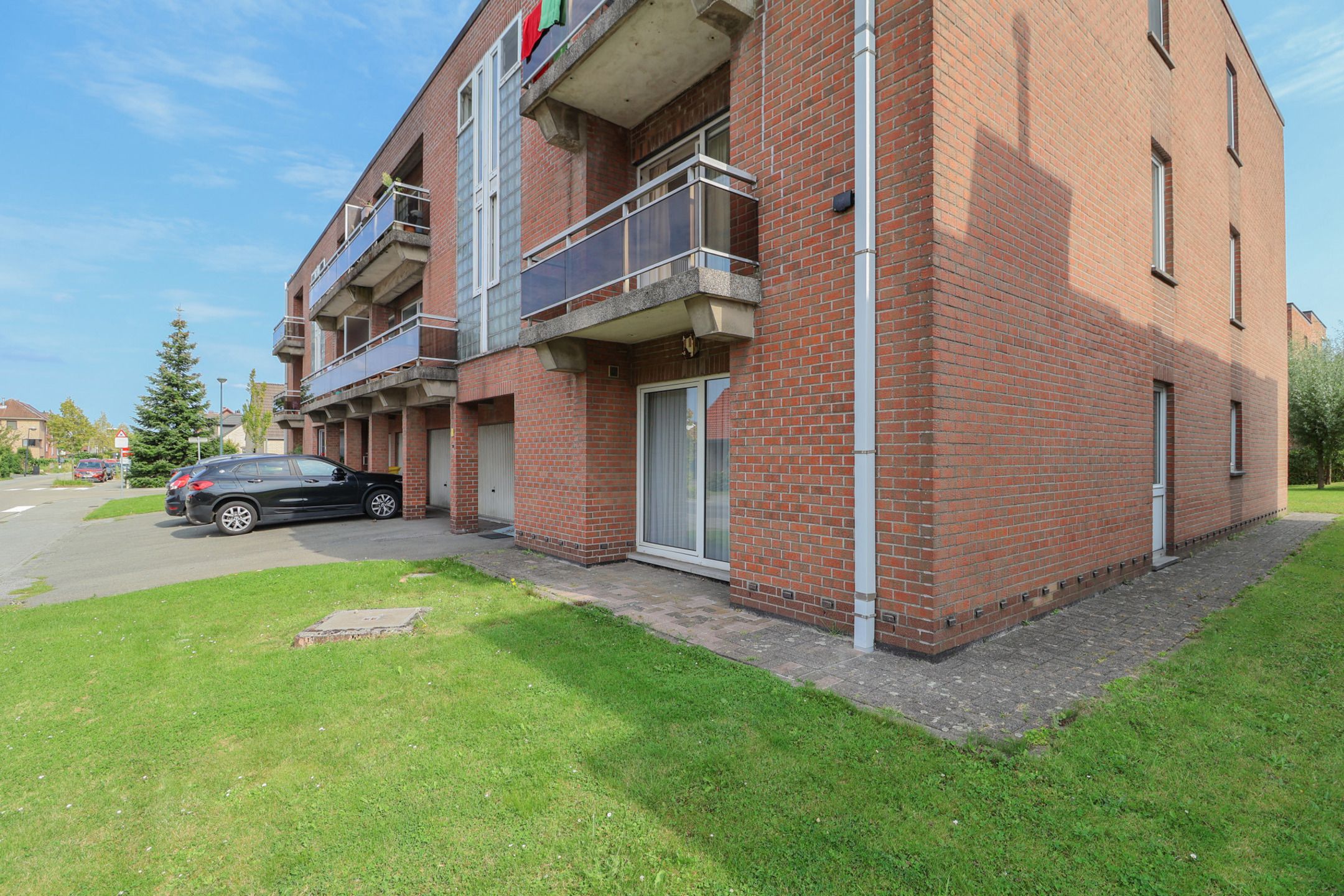 Gelijkvloers appartement met zonnepanelen foto 2