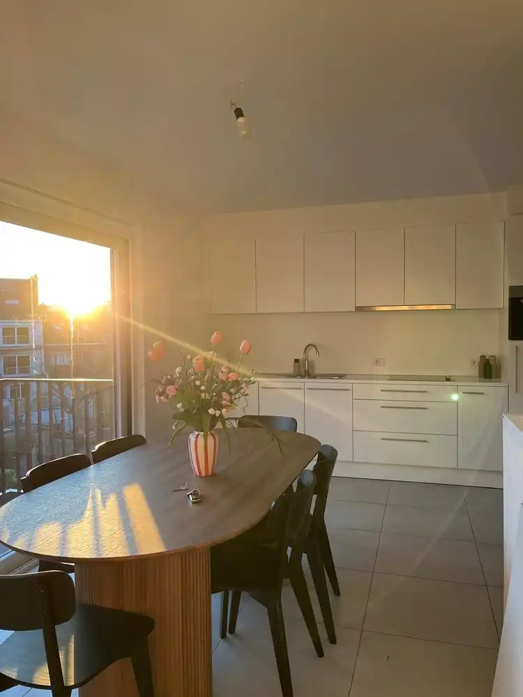 Centraal gelegen en instapklaar appartement te huur in Kortrijk foto 14