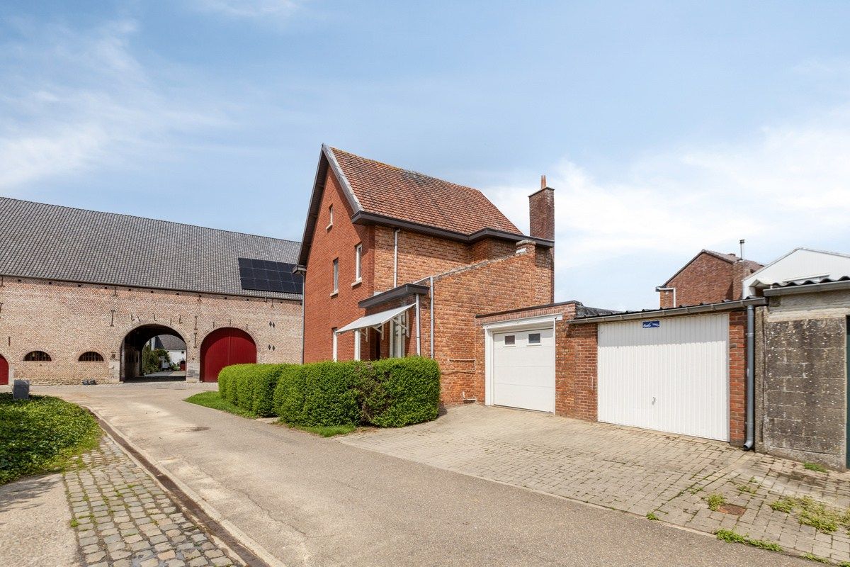 Karaktervolle woning met mooie tuin in het charmante Rutten foto 28