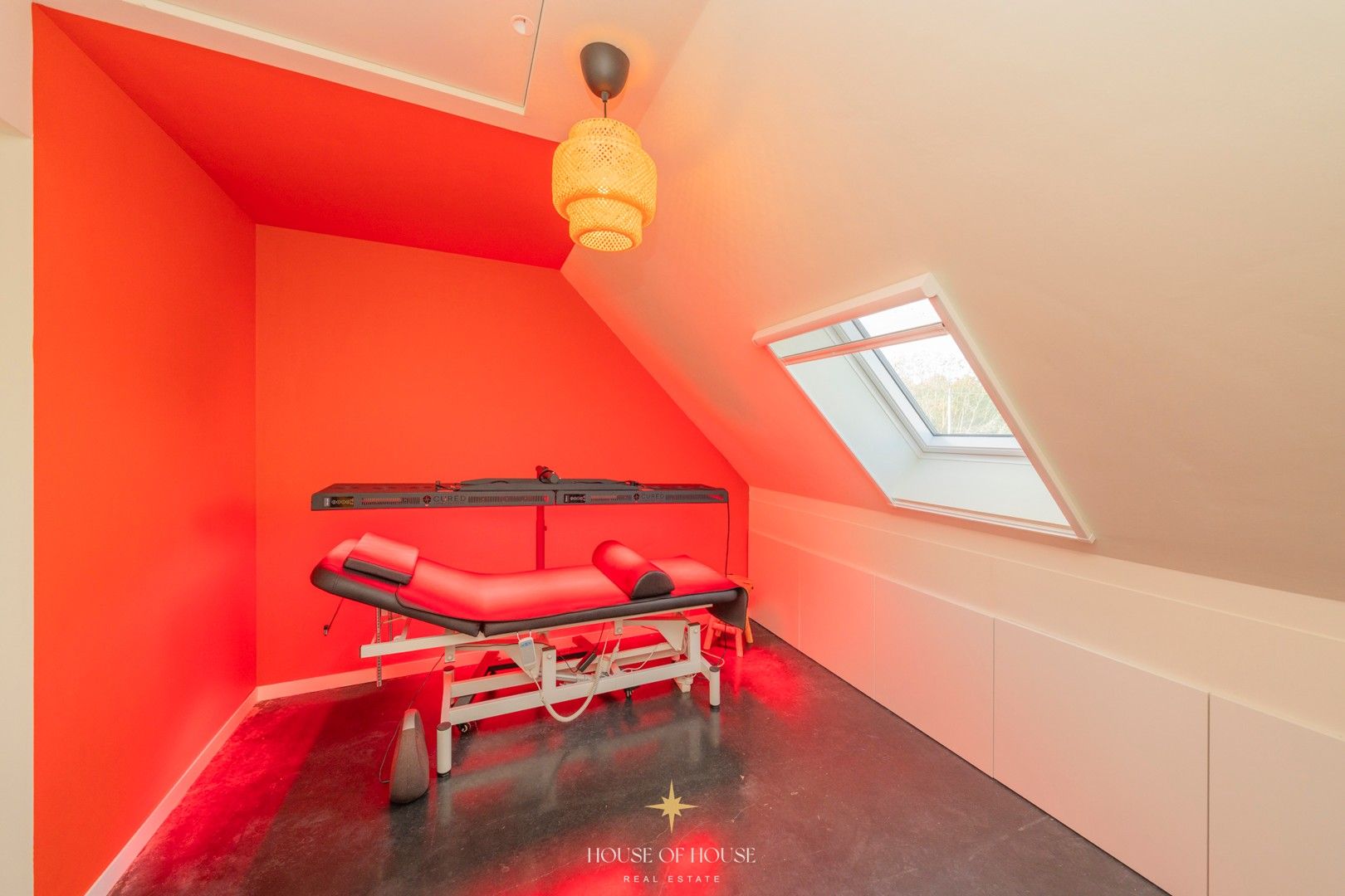 Scandinavisch geïnspireerde passiefbouw villa met natuurlijke tuin en innovatieve topafwerking foto 16