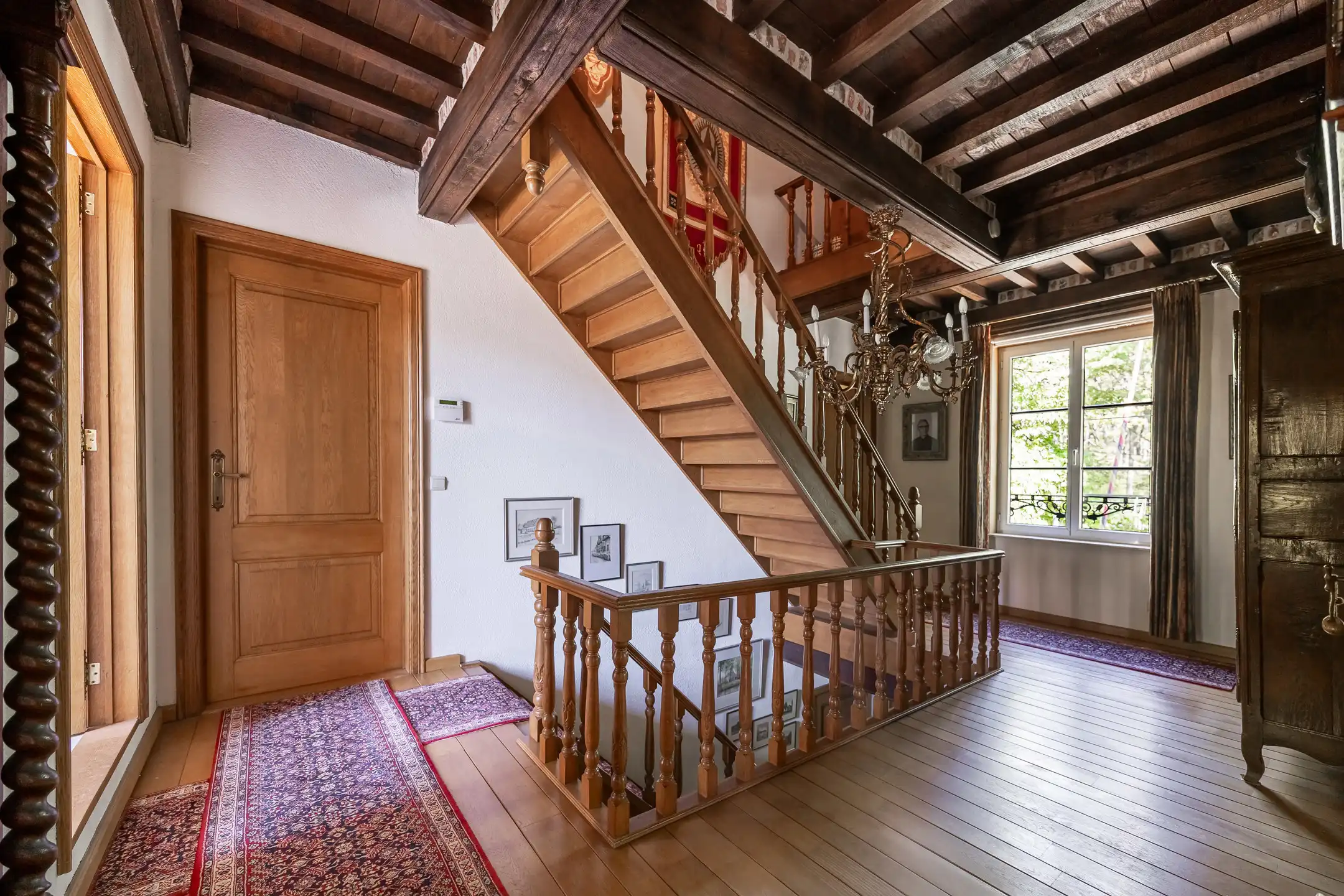 Karaktervolle villa op ruim perceel foto 19