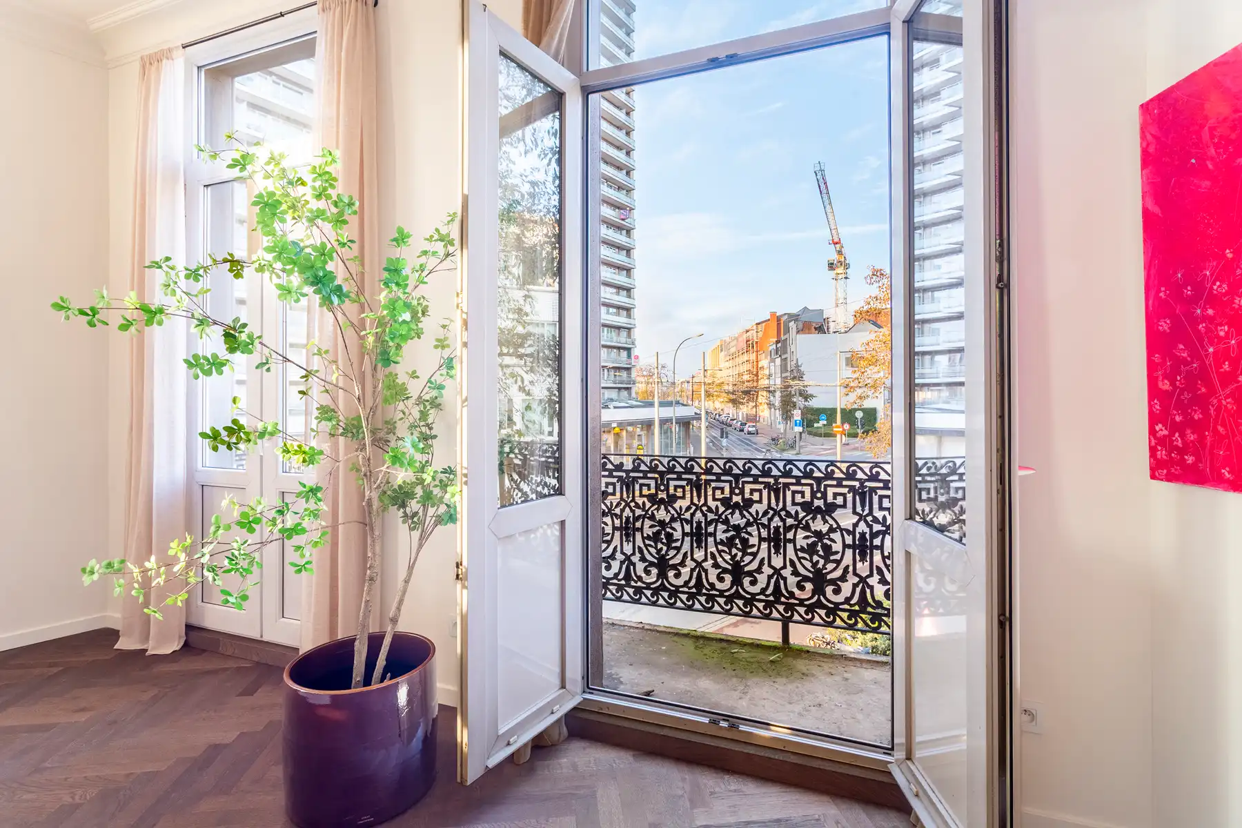 Pure elegantie in het hart van de Markgravewijk foto 4