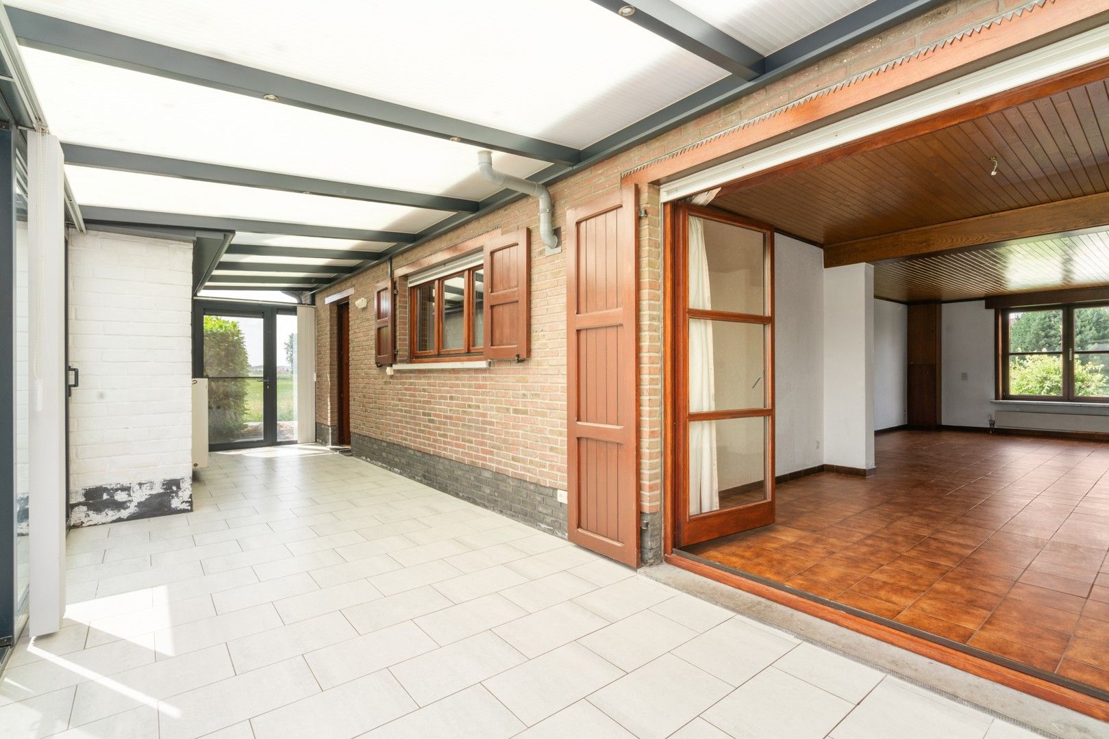 Halfopen woning met tuin en garage op landelijke toplocatie nabij alle invalswegen foto 13