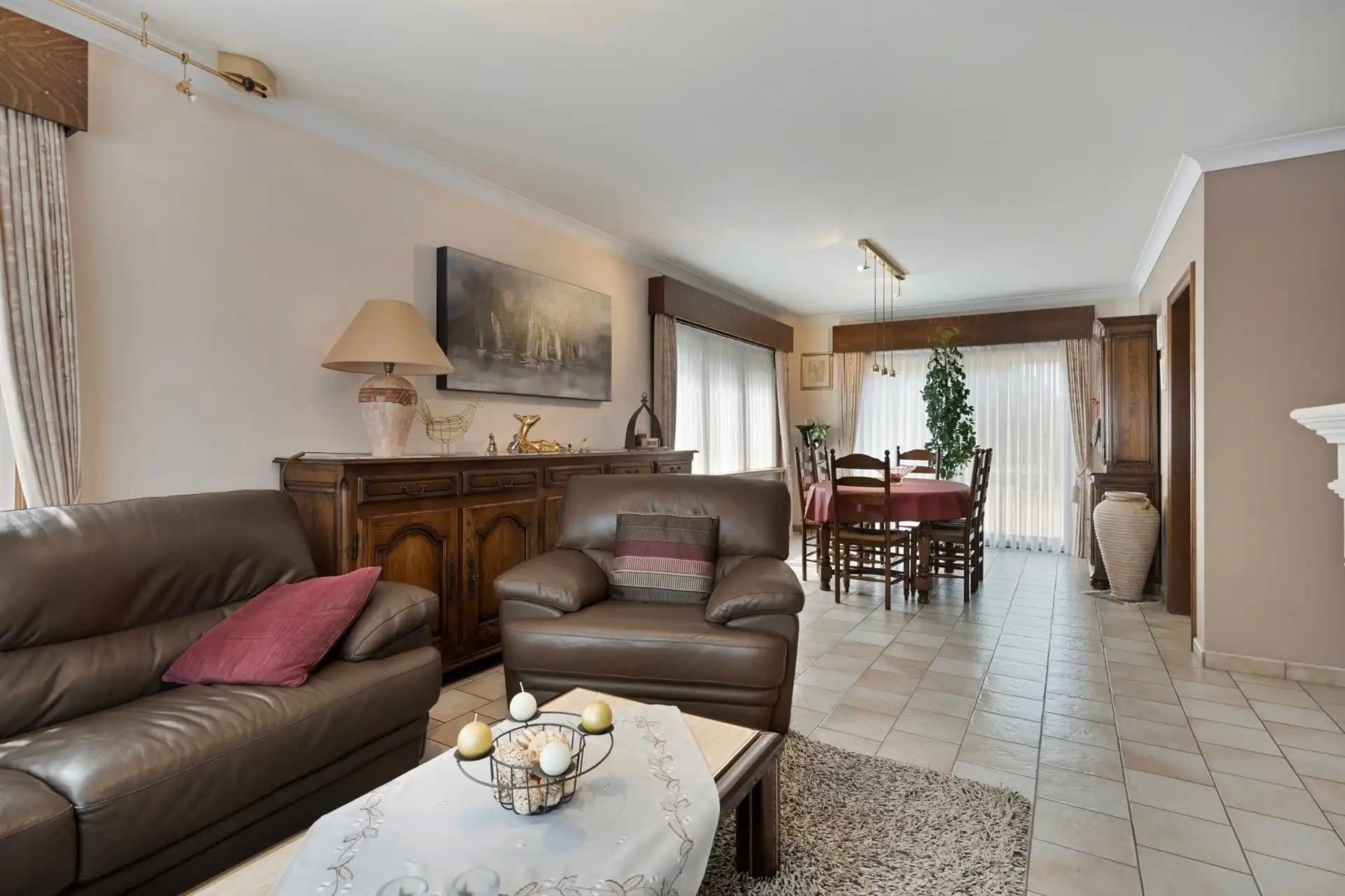 Woning met 4 kamers op terrein van 11a49ca foto 7