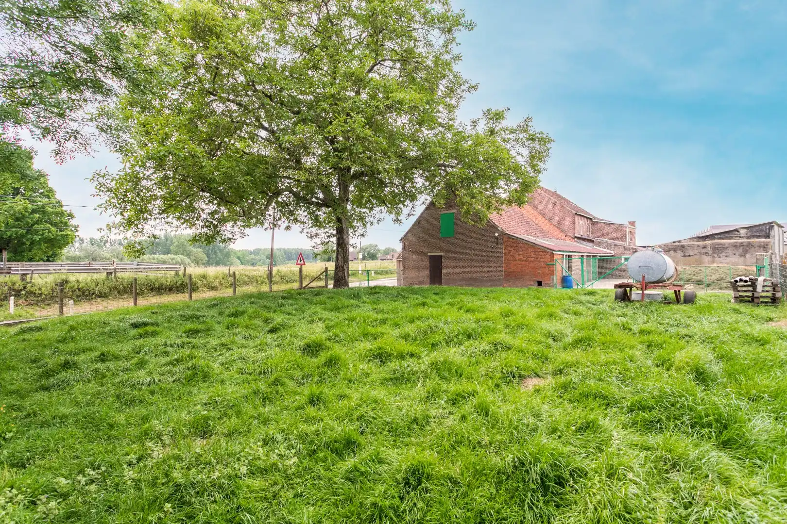 Authentieke hoeve in het landelijke Oetingen foto 19
