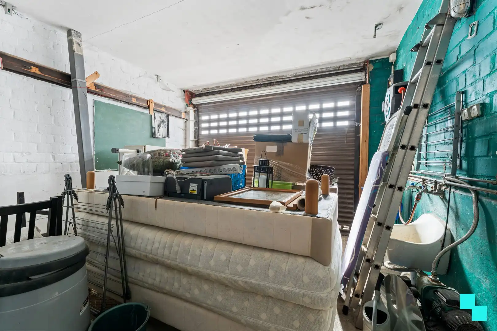 Te renoveren woning met 3 slaapkamers en garage - Roeselare foto 9