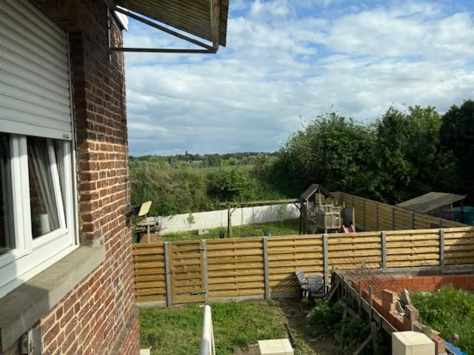 Prachtige woning met naastgelegen bouwgrond foto 14