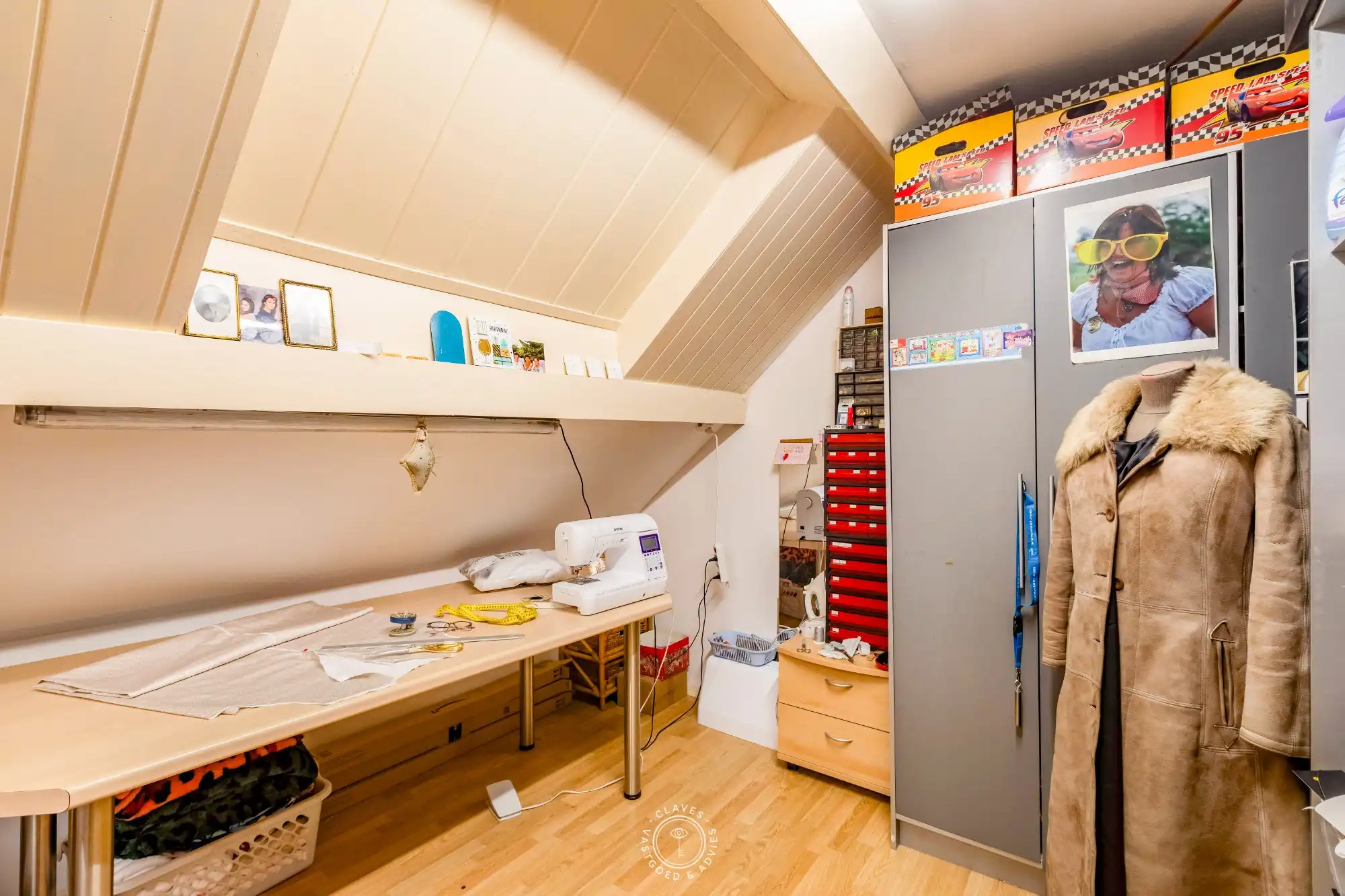 Ruime gezinswoning met 4 slaapkamers, magazijn en zicht op het groen foto 12