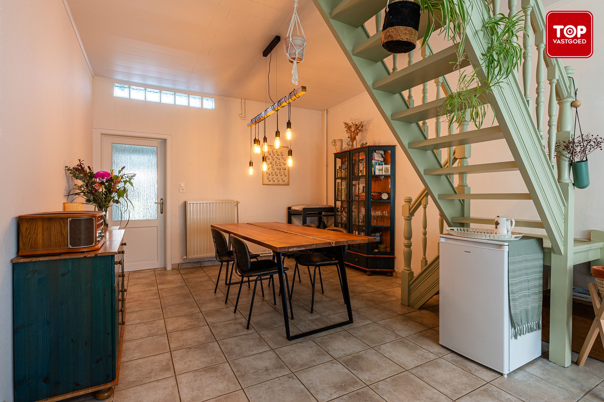  Instapklare woning met 3 slaapkamers en leuk tuintje te Gentbrugge. foto 6