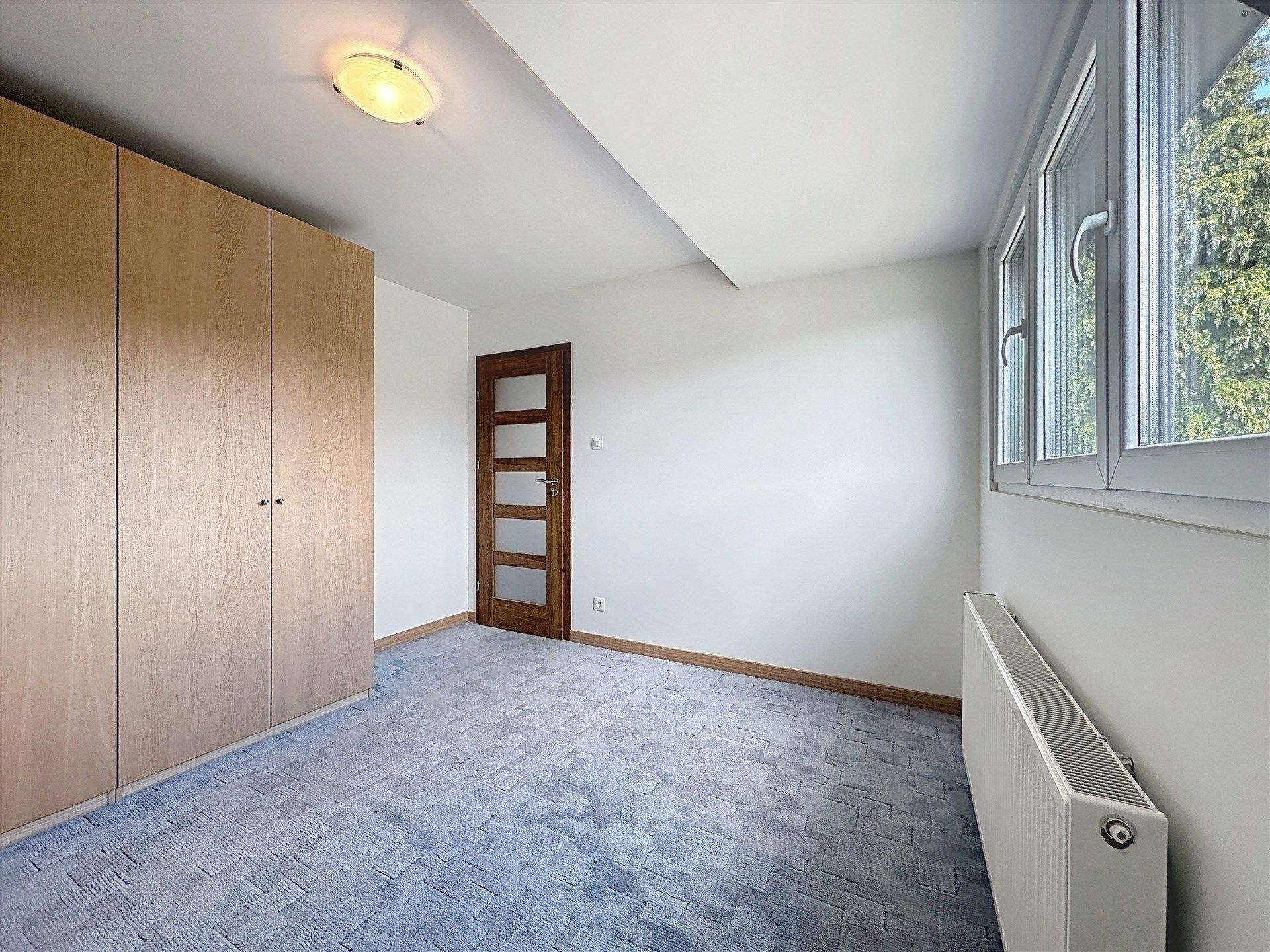 Instapklare woning met 4 slp en garage op perceel van 785m² foto 17