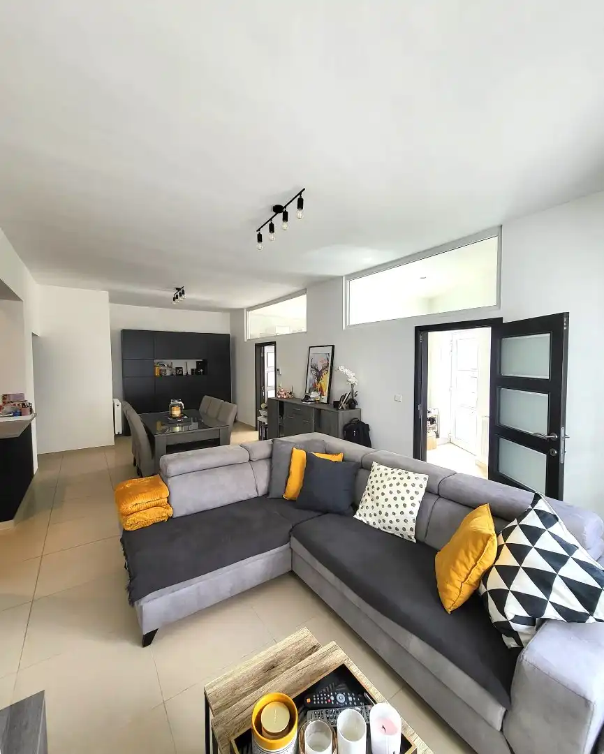 De huidige eigenaar is verliefd...dus is ze ribbedebie... :-) foto 10