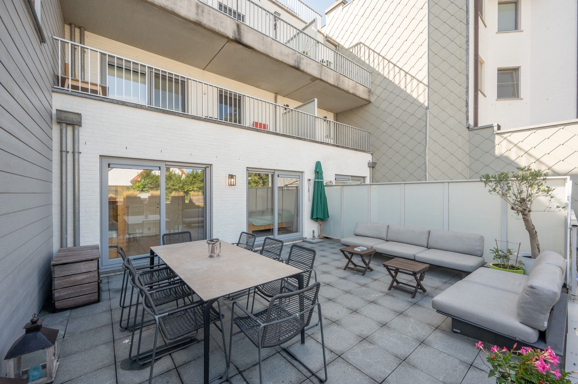 Recent gelijkvloers appartement met uitzonderlijk groot terras. foto 21