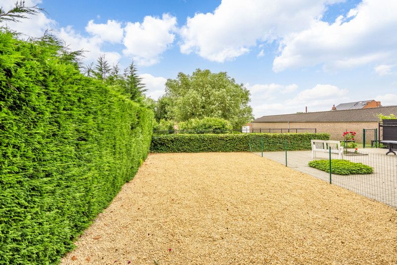 Gelijkvloers appartement met tuin en 2 slaapkamers foto 3
