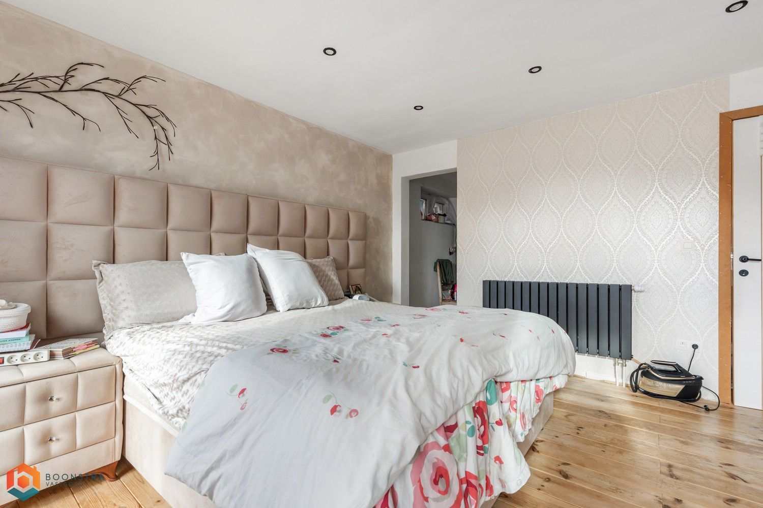 Woning met 4 slpkrs en garage op perceel van 1401 m² foto 14