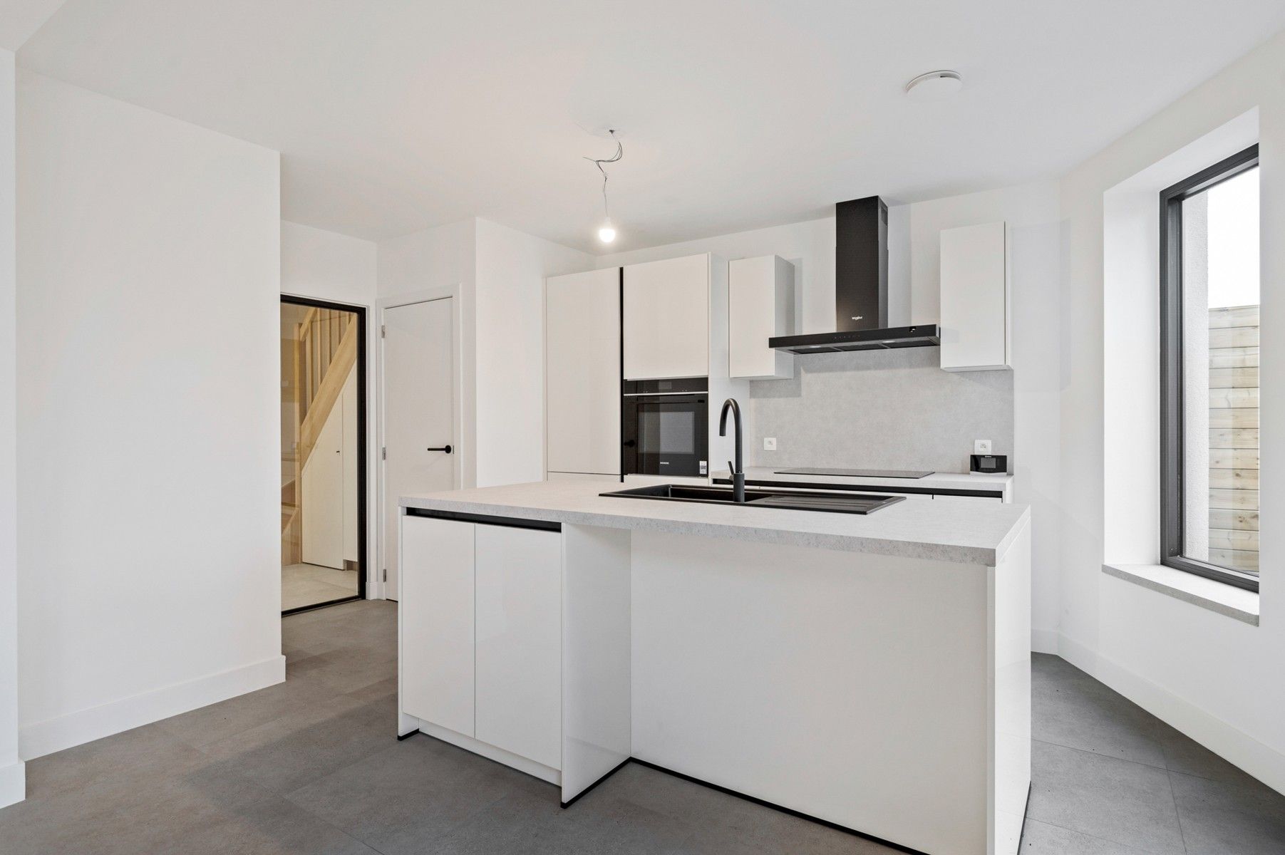 Hedendaags en energiezuinig wonen met prachtig uitzicht foto 5