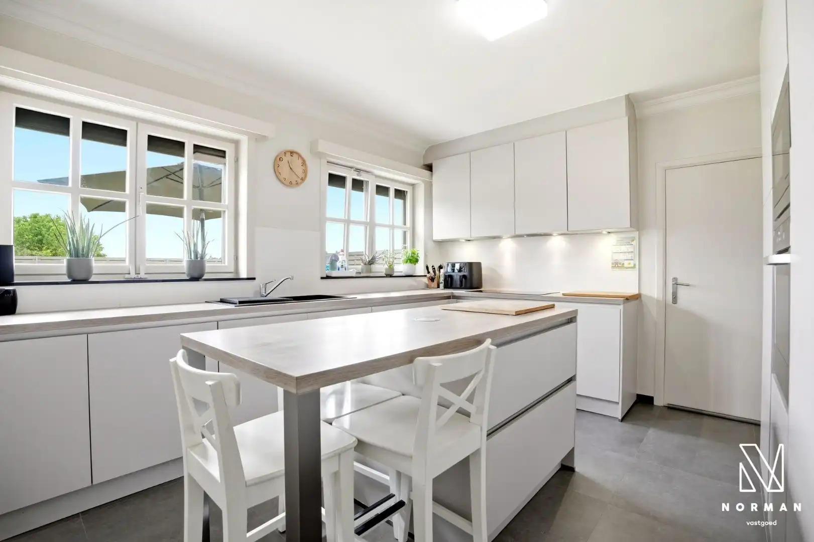Prachtig gerenoveerde woning met 3 slaapkamers in rustige wijk in Kuurne foto 7