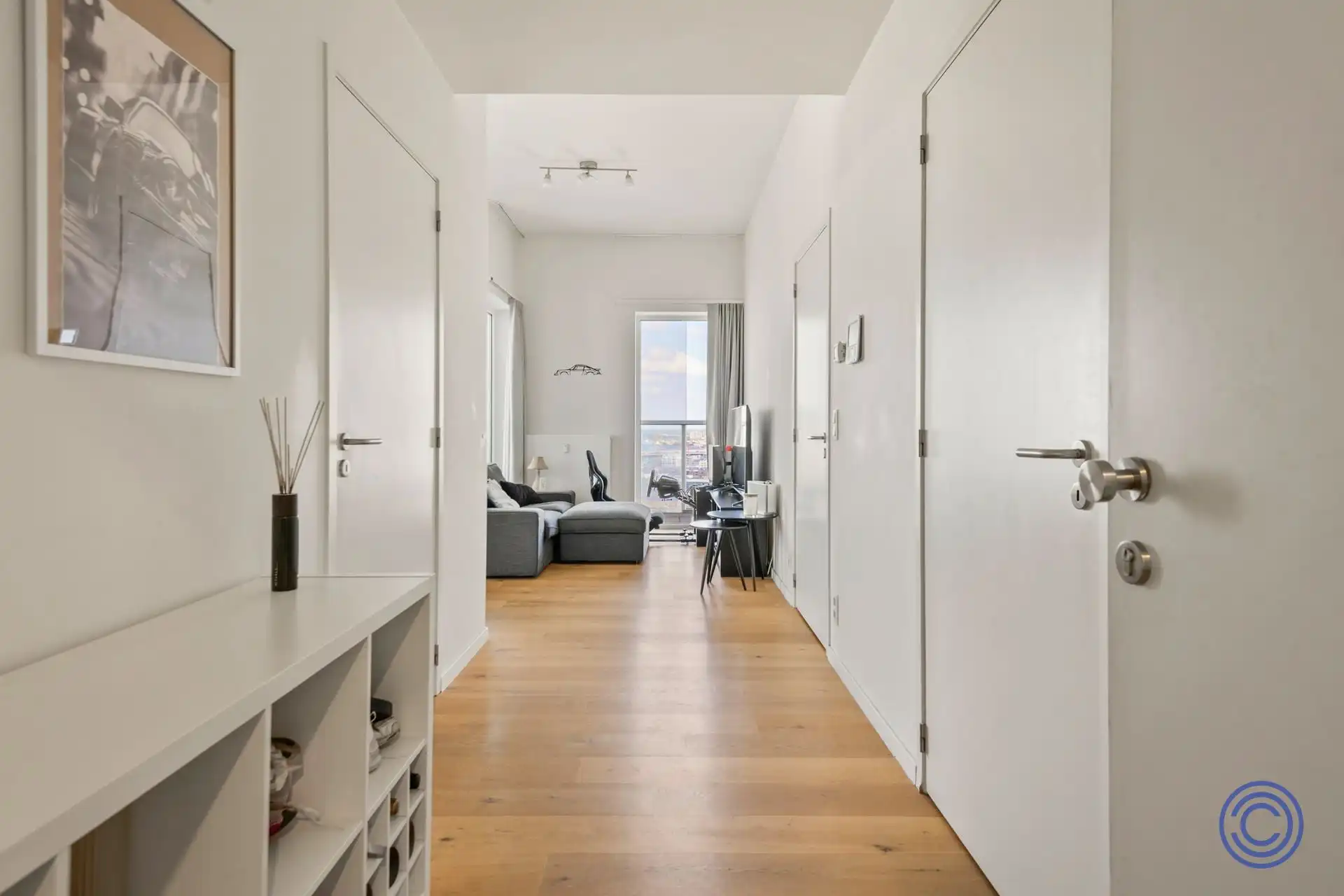 Rolstoelvriendelijk appartement op de 18de verdieping met panoramisch zicht over de dokken. foto 7