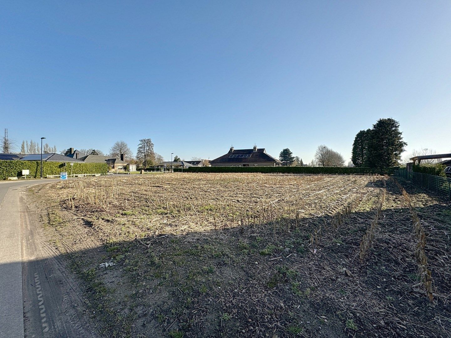Centraal gelegen percelen bouwgrond foto 2