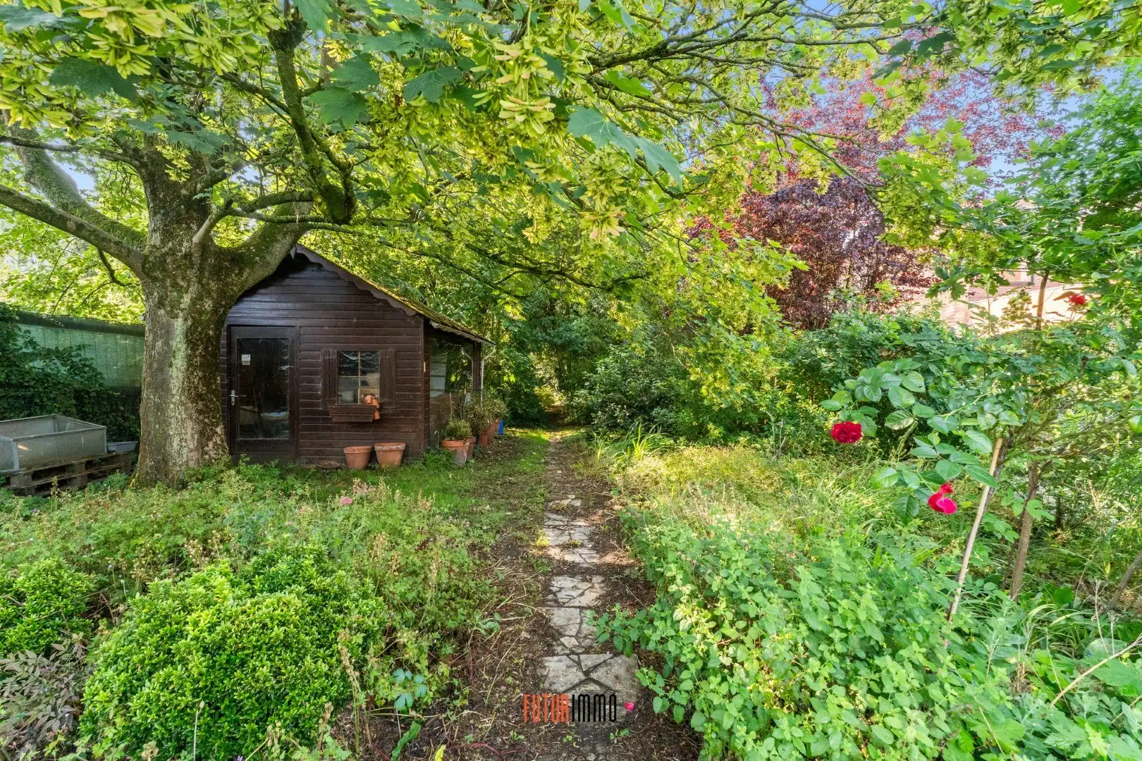 Verrassend ruime woning met prachtige tuin foto 26