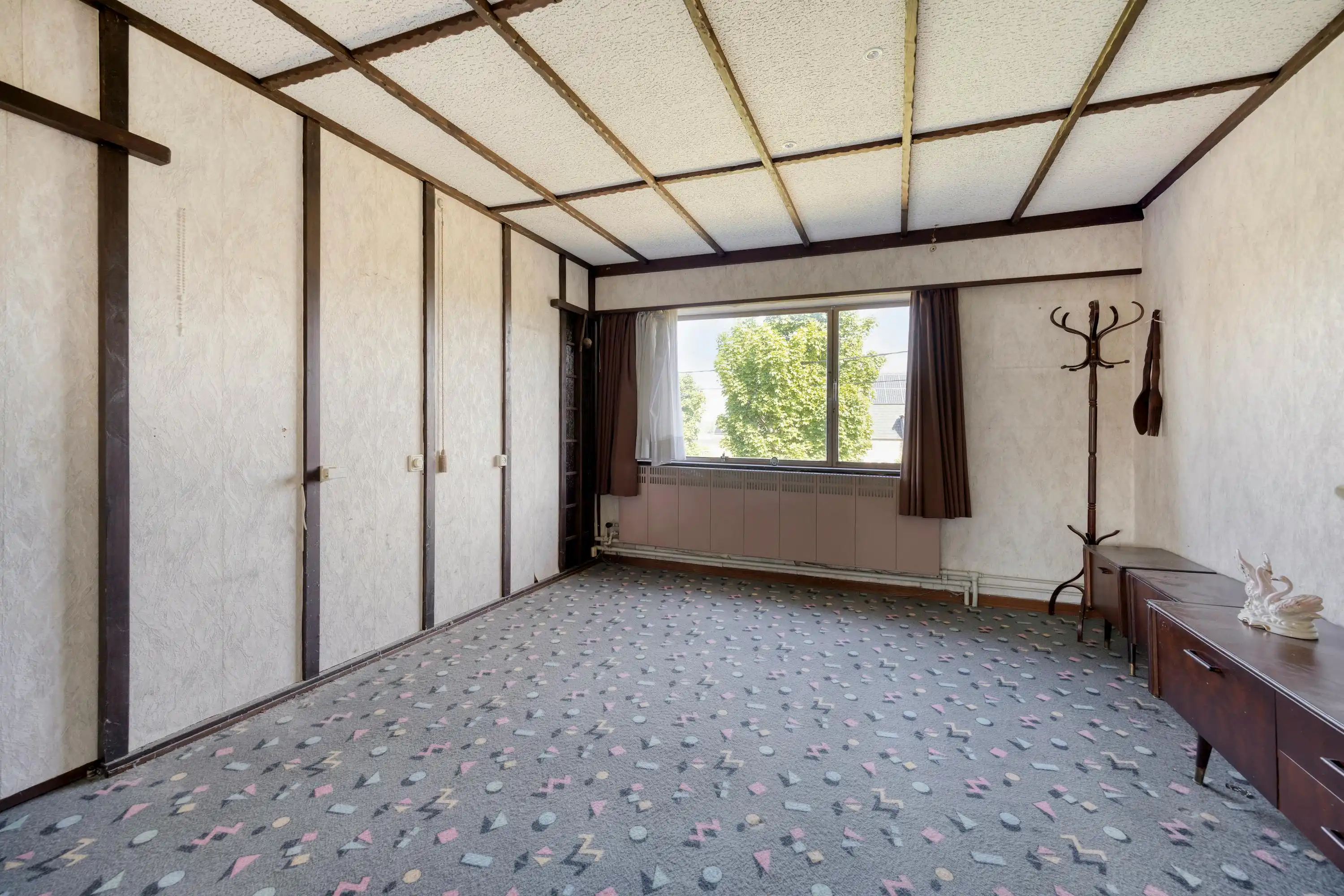 Op te knappen woning met 4 slaapkamers, ruime tuin nabij centrum Diepenbeek foto 17
