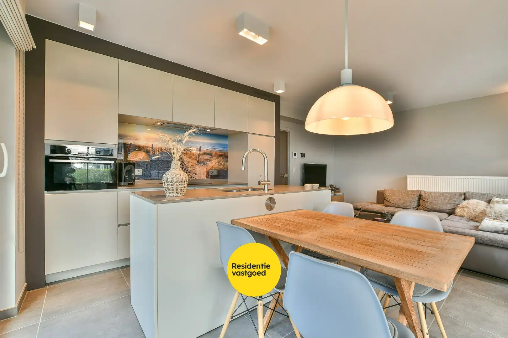 Gelijkvloers 2-slaapkamerappartement met tuin op toplocatie vlakbij de zee!  foto 20