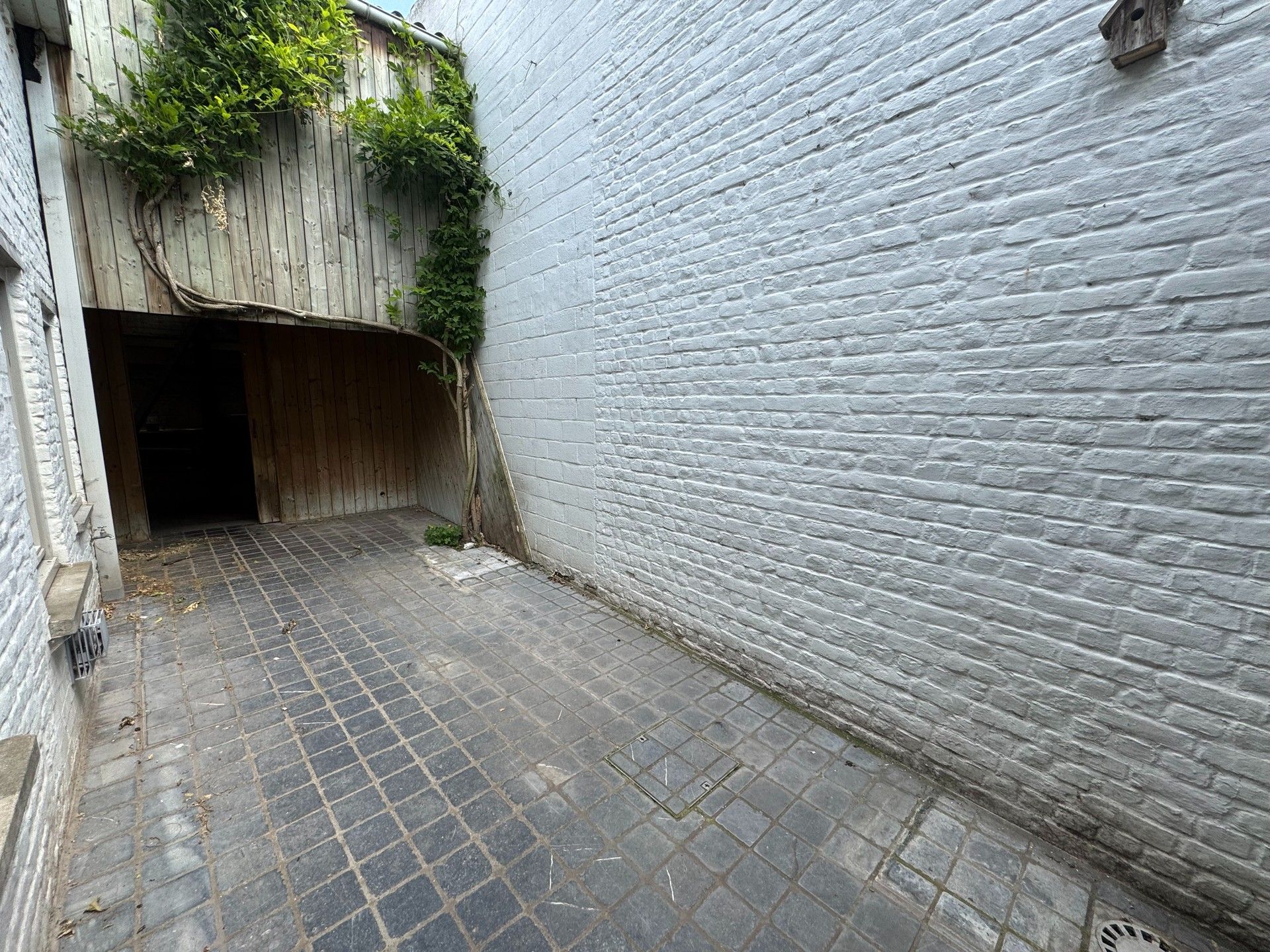 Woning met kantoor/winkel en magazijn/loods te koop in het centrum van Meulebeke. foto 20