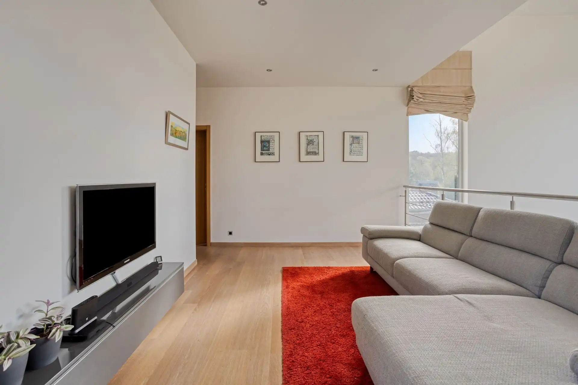 Lichtrijke, moderne villa in perfecte staat op rustige locatie foto 24