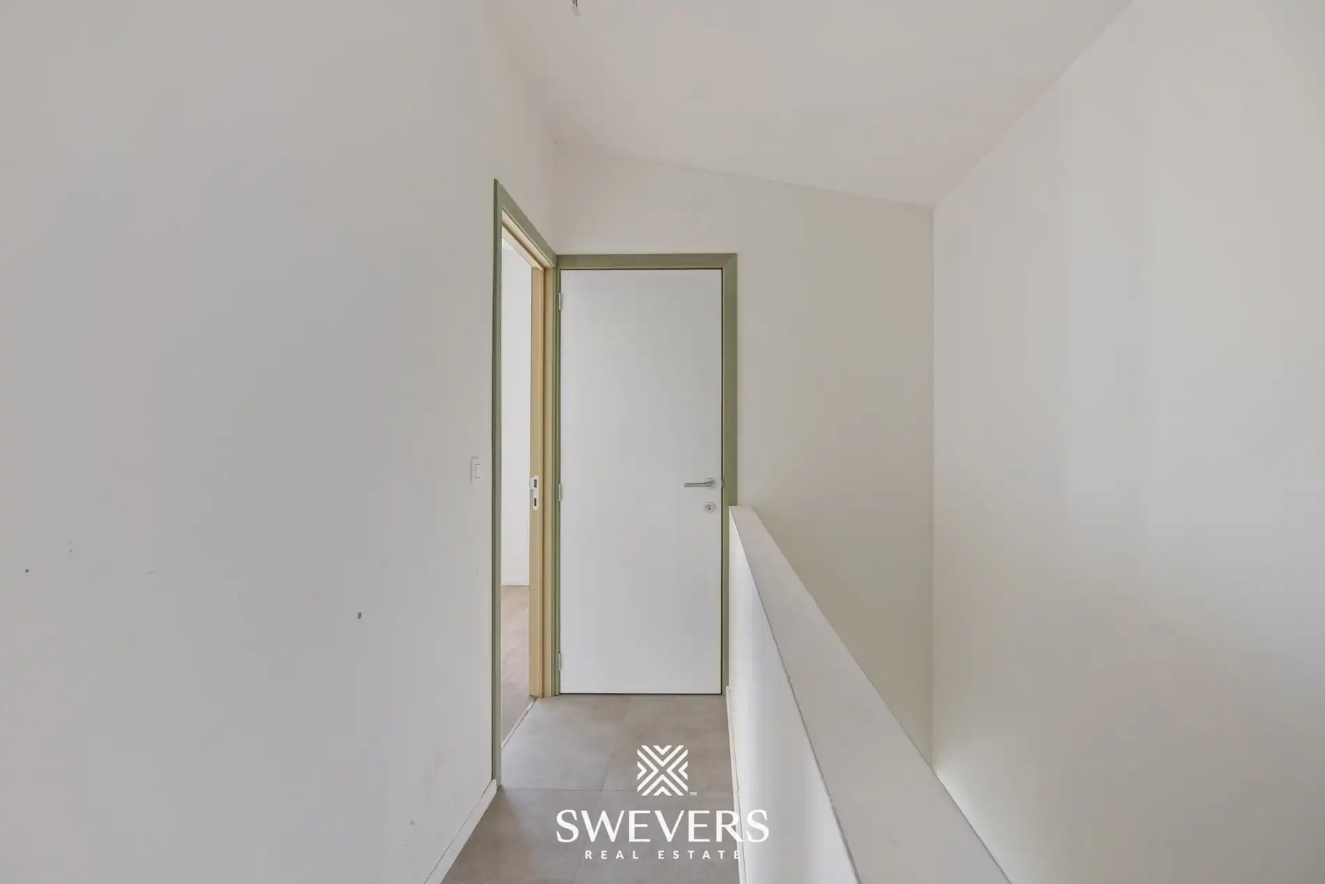 Moderne nieuwbouwwoning met carport in Leopoldsburg foto 16