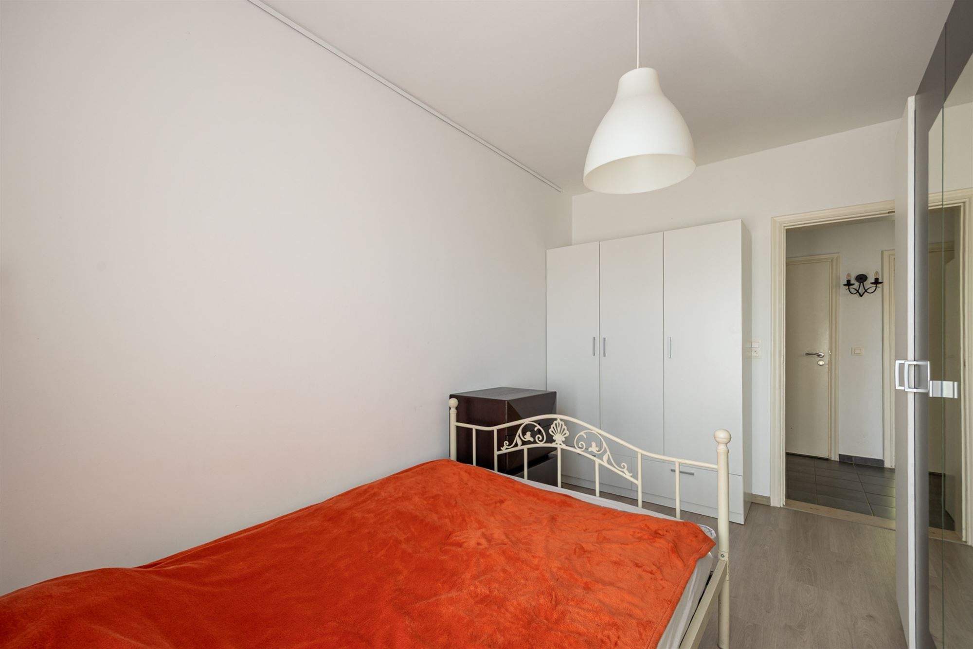 Instapklaar appartement met  zuidgericht terras foto 9