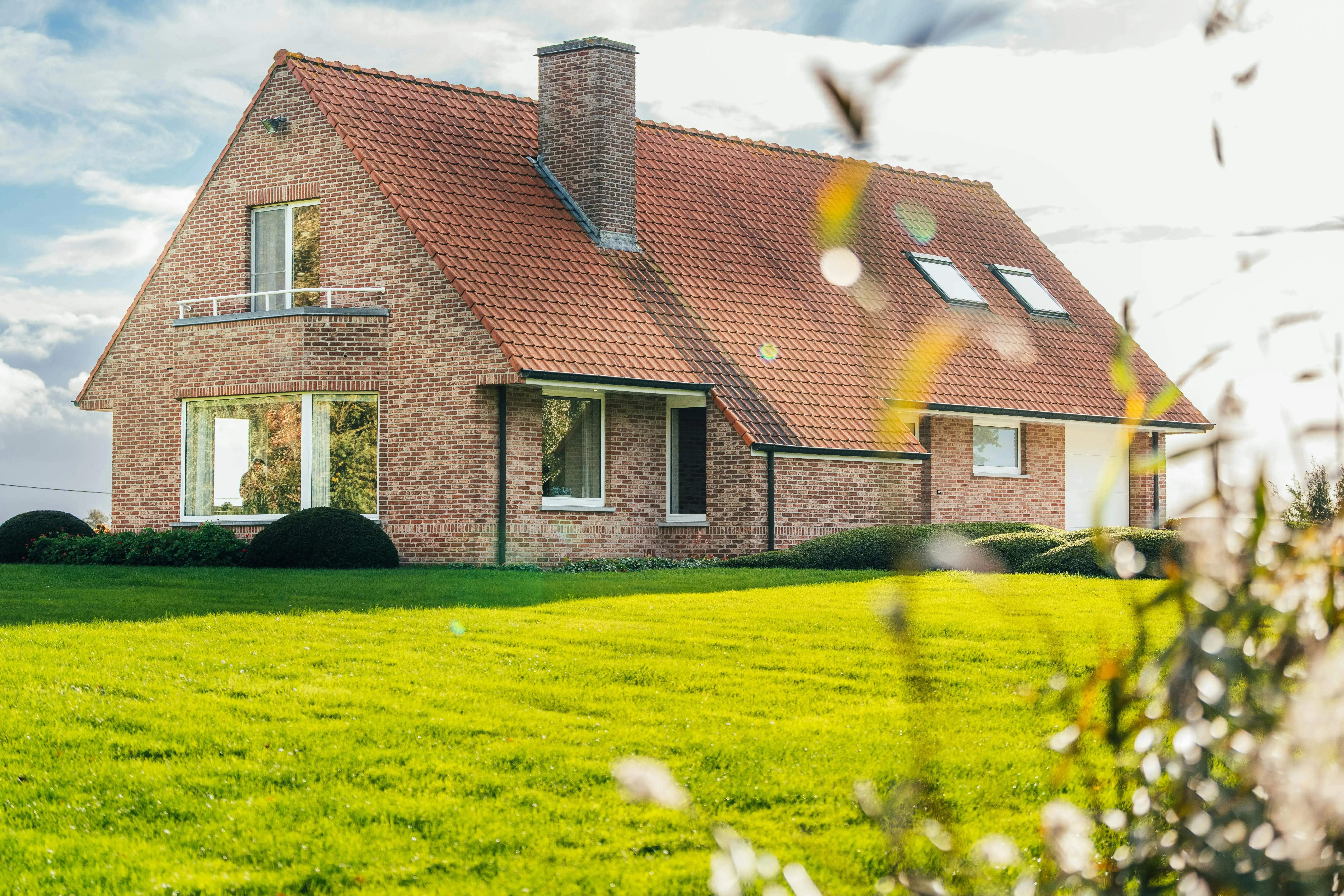 Unieke villa op 2,1 ha met 360°-uitzicht en eigen bos foto 8